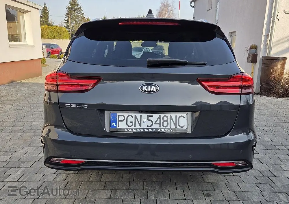 KIA Ceed 1.4 T-GDI OPF Platinum Edition