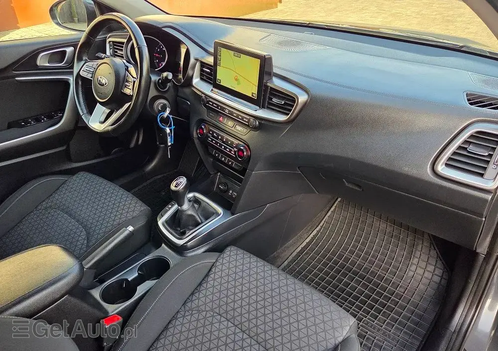 KIA Ceed 1.4 T-GDI OPF Platinum Edition