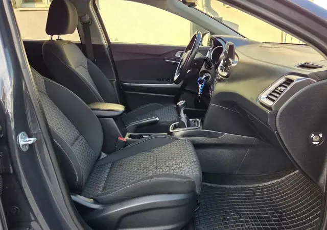 KIA Ceed 1.4 T-GDI OPF Platinum Edition