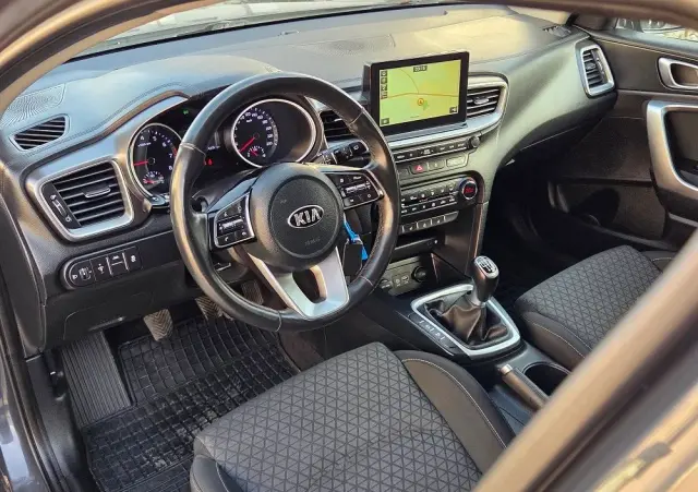 KIA Ceed 1.4 T-GDI OPF Platinum Edition