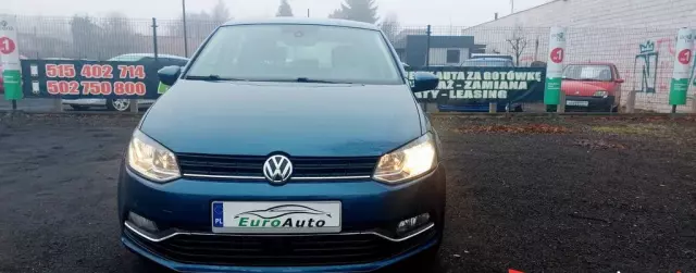 VOLKSWAGEN Polo 