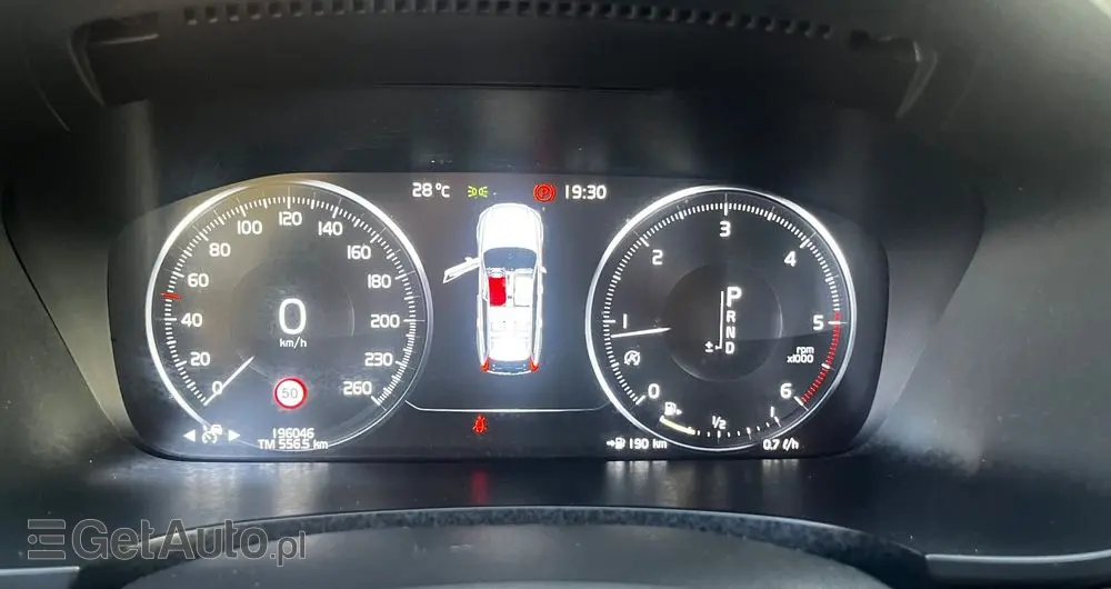 VOLVO V90 D4 Momentum