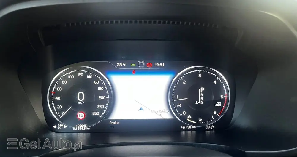 VOLVO V90 D4 Momentum