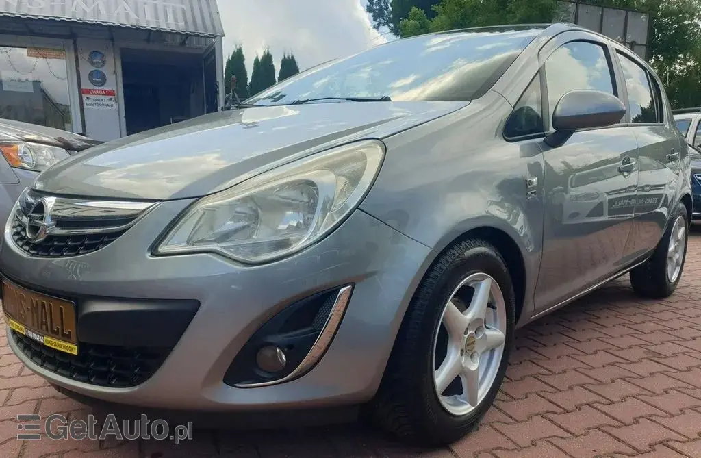 OPEL Corsa 