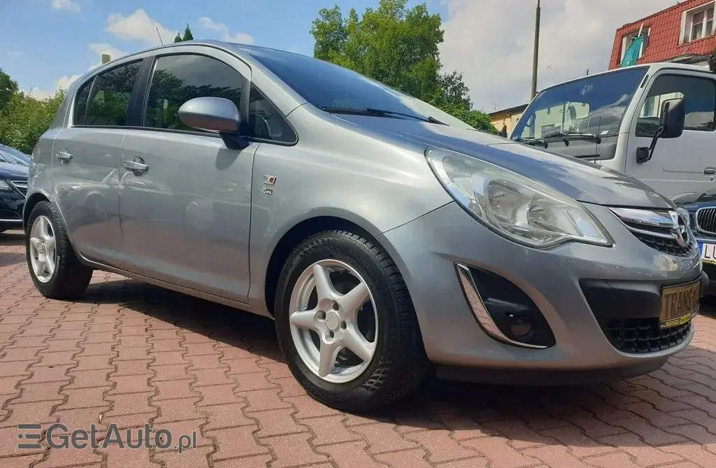 OPEL Corsa 