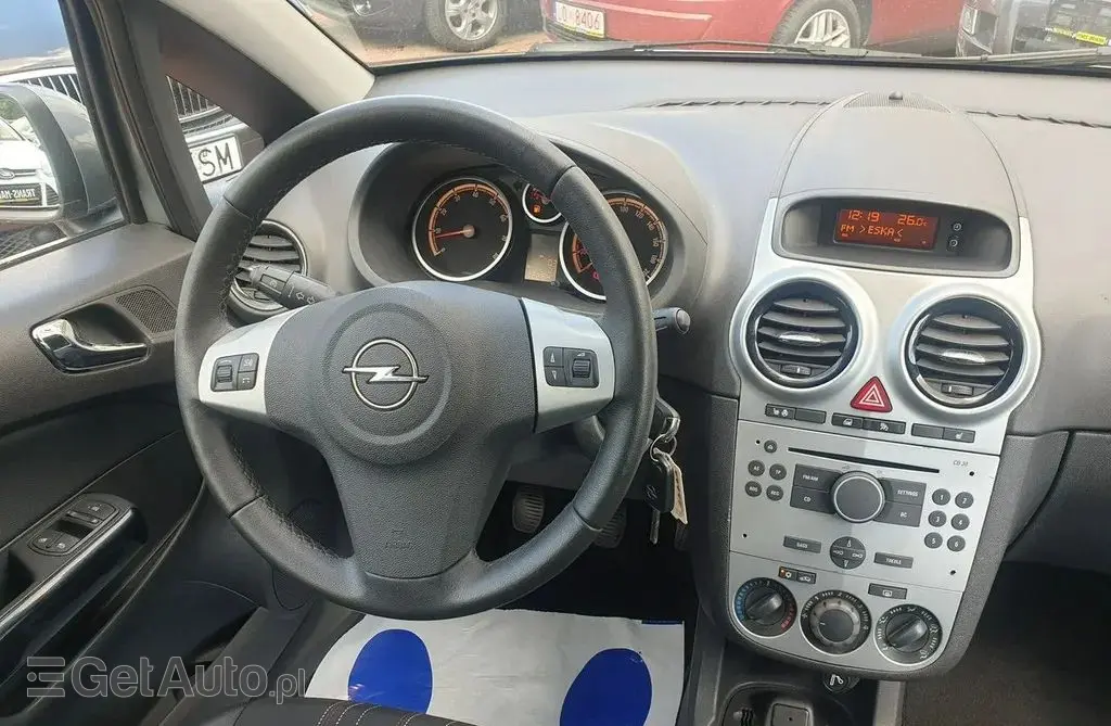 OPEL Corsa 