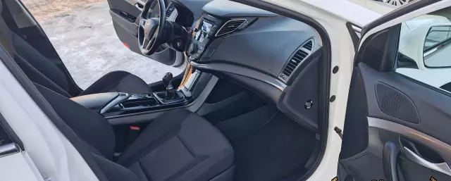 HYUNDAI I40 1.7 CRDi (136 KM)