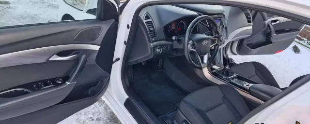 HYUNDAI I40 1.7 CRDi (136 KM)