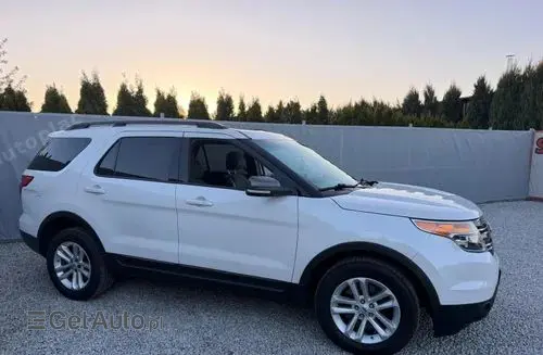 FORD Explorer 