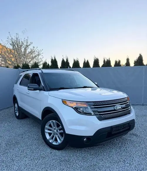 FORD Explorer 