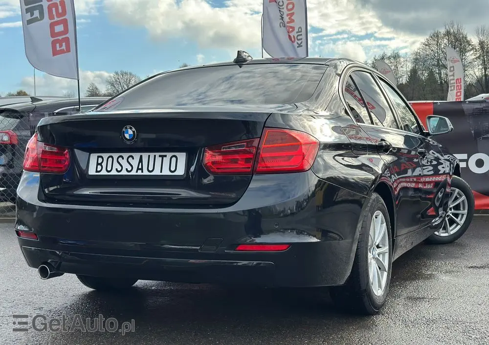 BMW Seria 3 318d