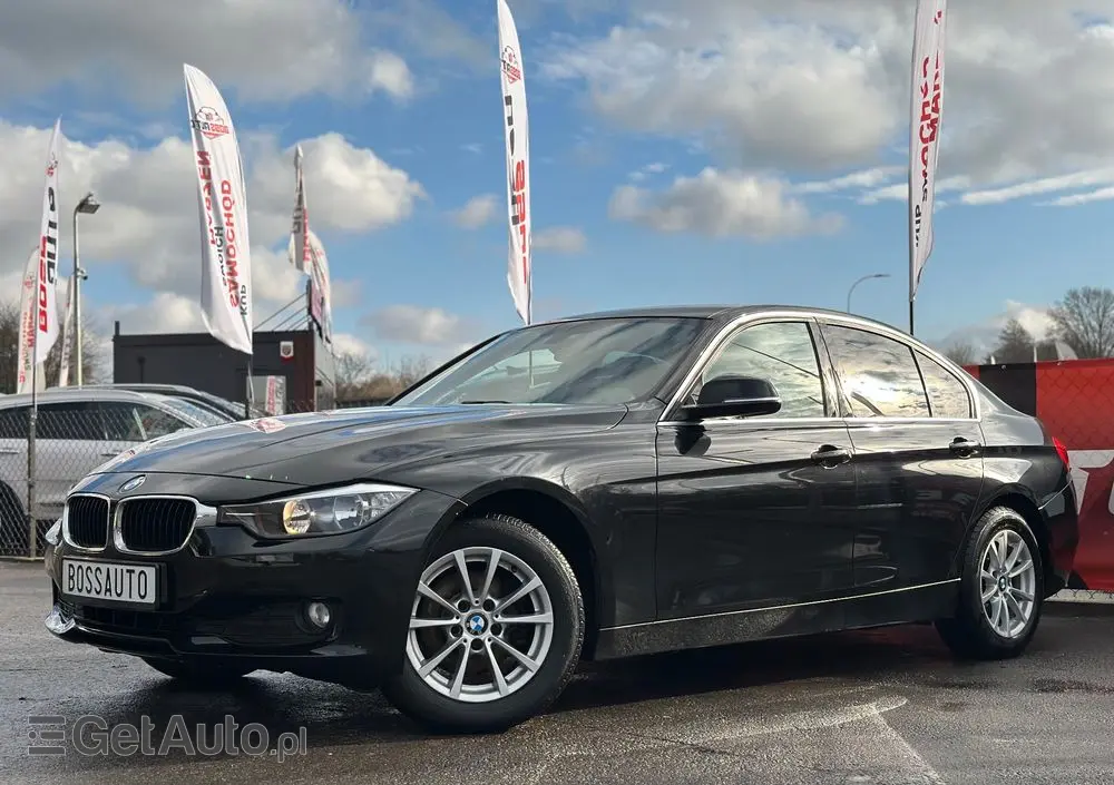 BMW Seria 3 318d
