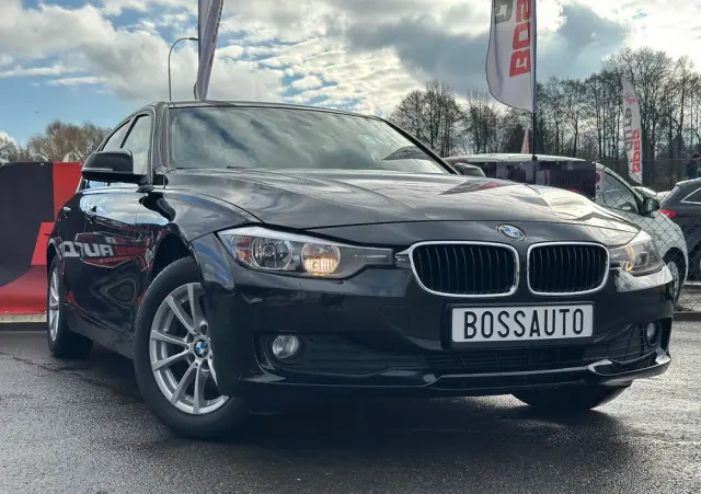 BMW Seria 3 318d
