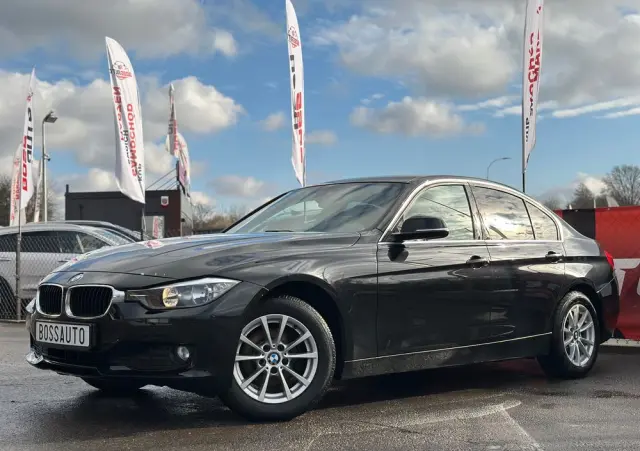 BMW Seria 3 318d
