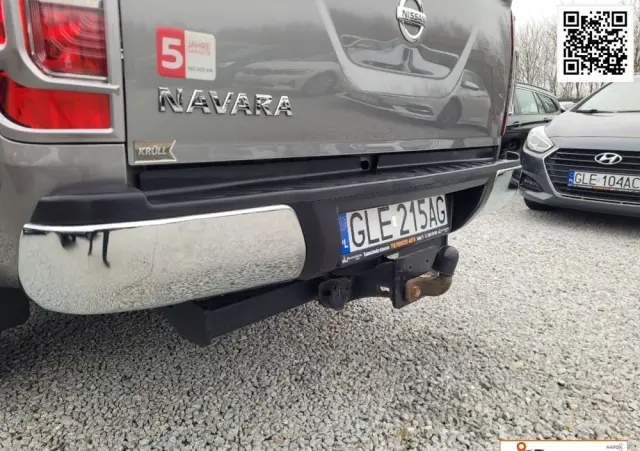 NISSAN Navara 