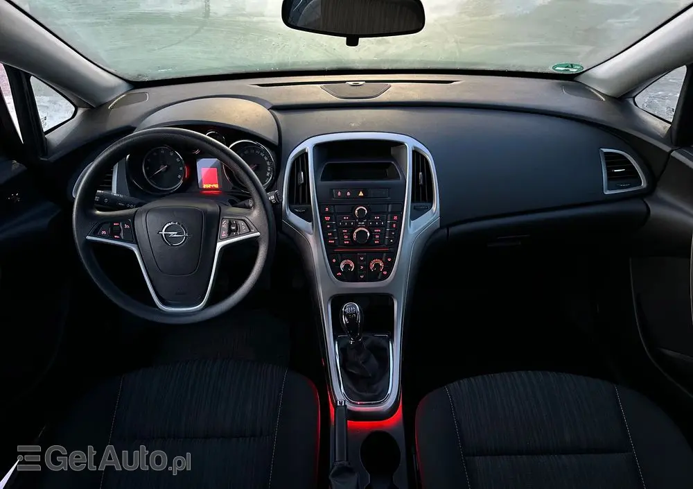 OPEL Astra 1.4 Turbo