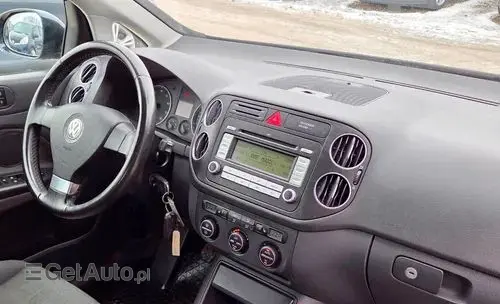 VOLKSWAGEN Golf Plus 