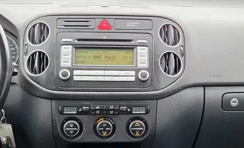 VOLKSWAGEN Golf Plus 