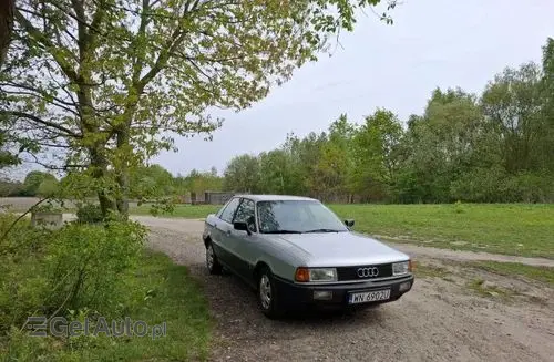 AUDI 80 