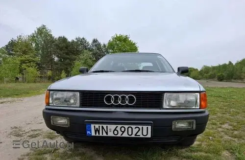 AUDI 80 