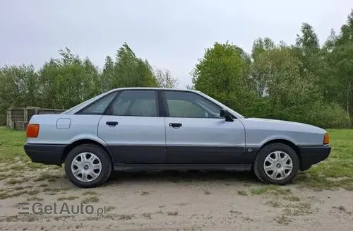 AUDI 80 