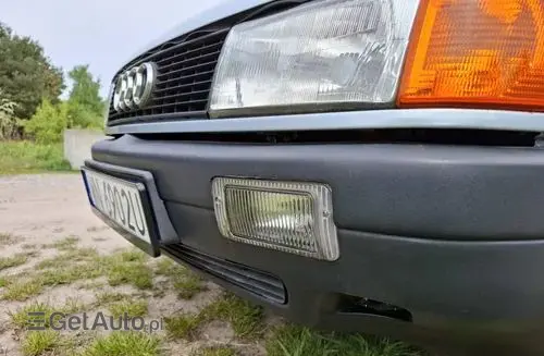 AUDI 80 