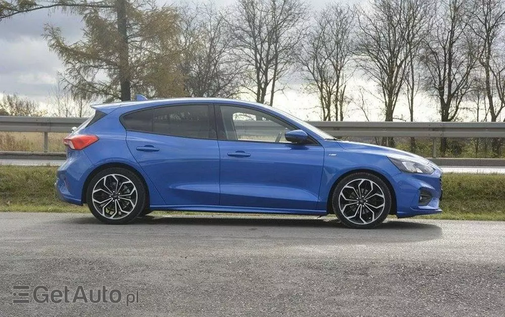 FORD Focus 1.5 EcoBlue Start-Stopp-System ST-LINE