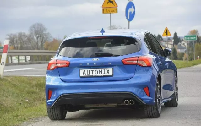 FORD Focus 1.5 EcoBlue Start-Stopp-System ST-LINE