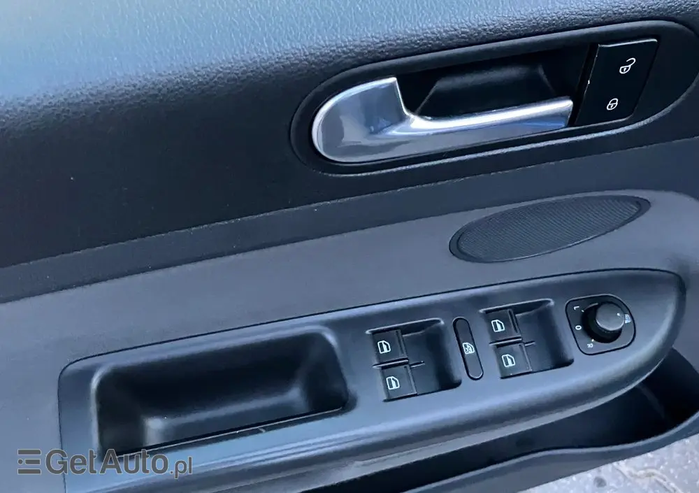 VOLKSWAGEN Golf Plus 1.6 Tour Edition