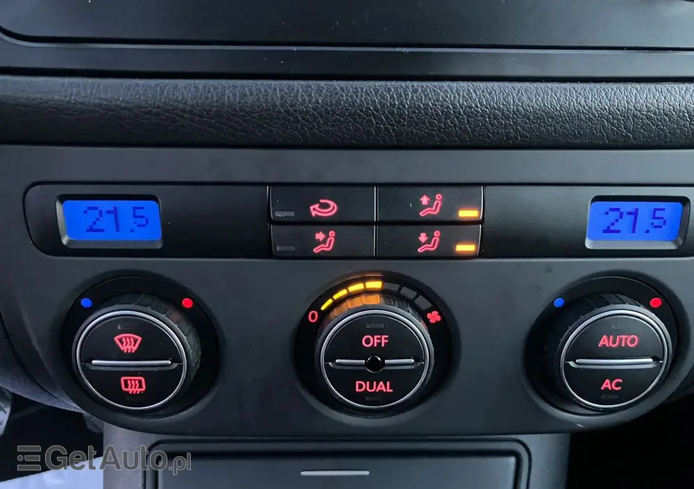 VOLKSWAGEN Golf Plus 1.6 Tour Edition