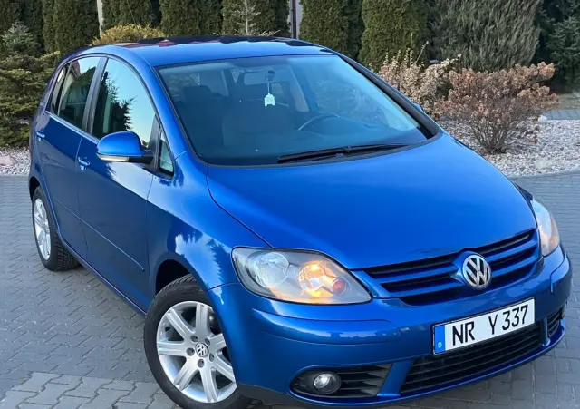 VOLKSWAGEN Golf Plus 1.6 Tour Edition