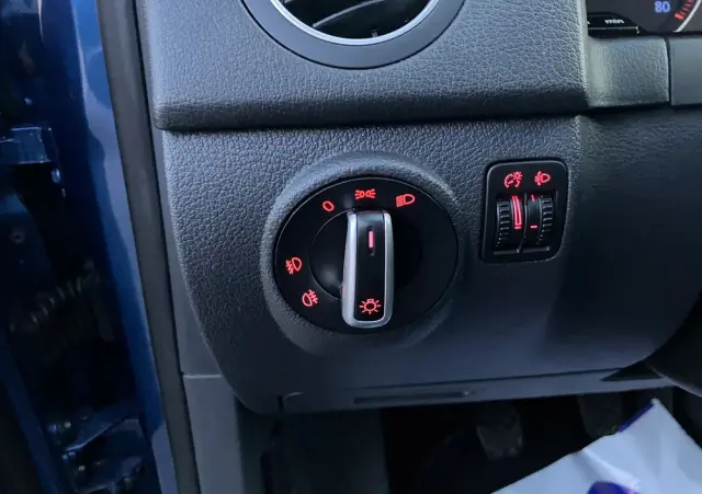 VOLKSWAGEN Golf Plus 1.6 Tour Edition