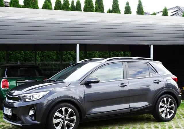 KIA Stonic 1.0 T-GDI 120 Platinum Edition