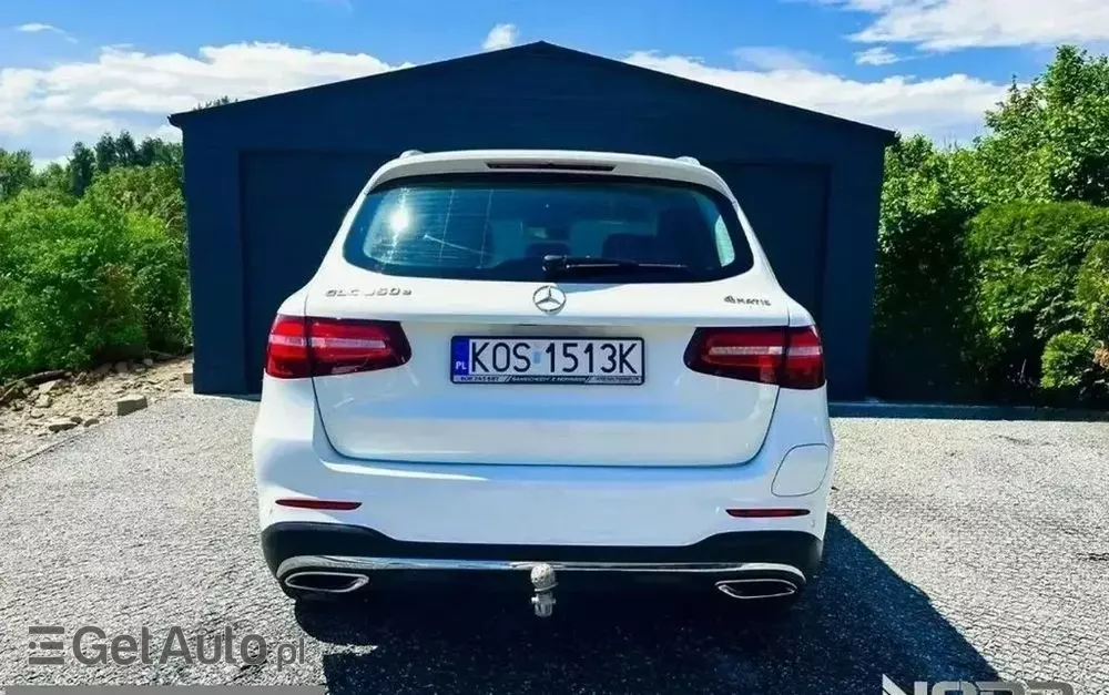 MERCEDES-BENZ GLC 350 e 4Matic 7G-TRONIC AMG Line