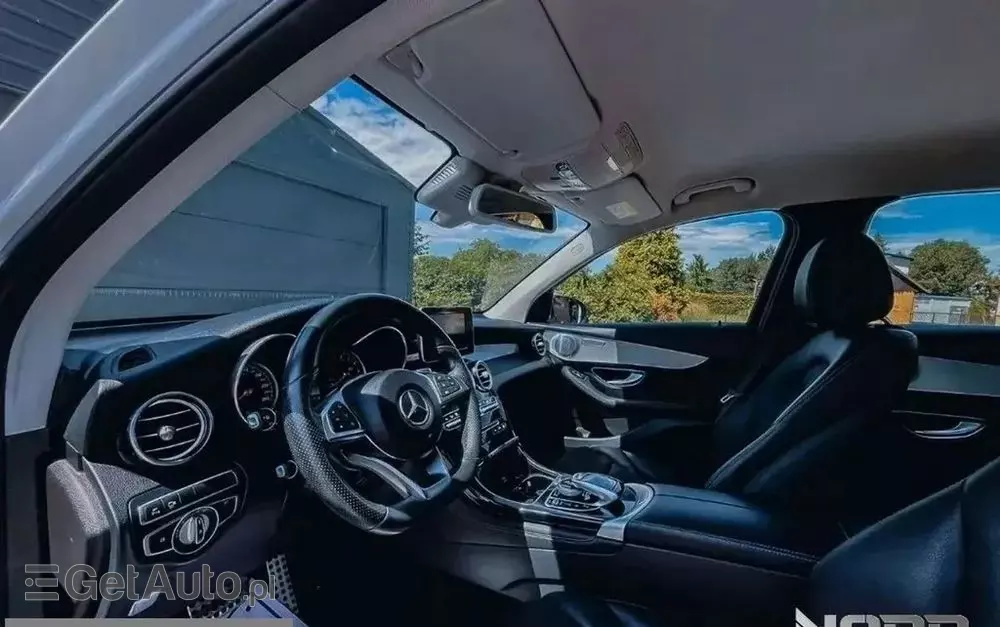 MERCEDES-BENZ GLC 350 e 4Matic 7G-TRONIC AMG Line