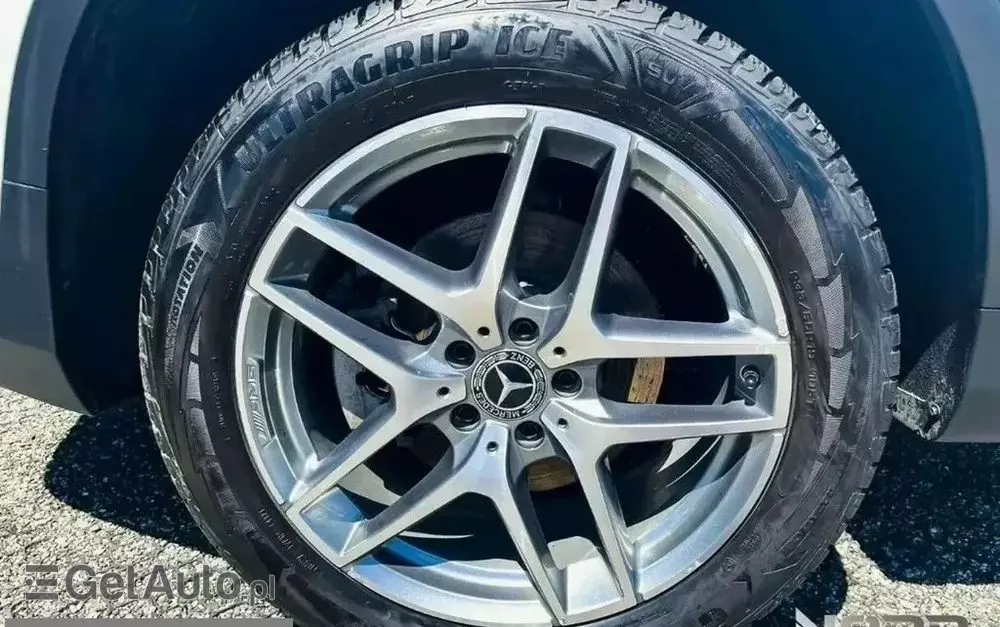 MERCEDES-BENZ GLC 350 e 4Matic 7G-TRONIC AMG Line