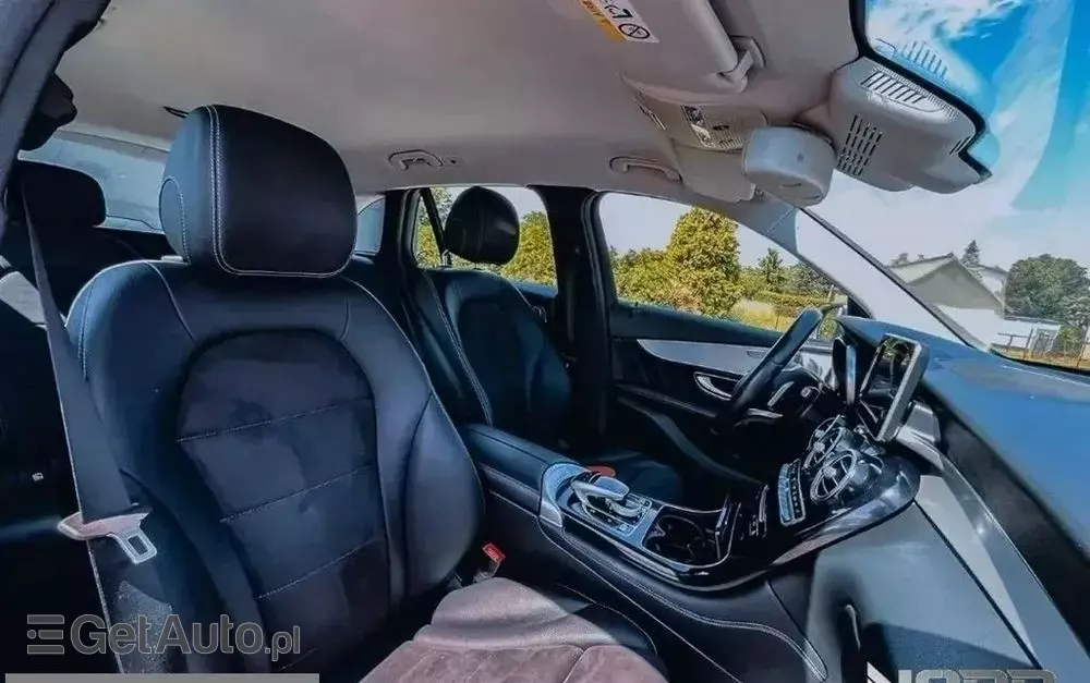 MERCEDES-BENZ GLC 350 e 4Matic 7G-TRONIC AMG Line