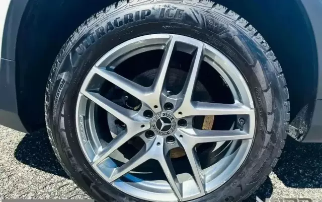 MERCEDES-BENZ GLC 350 e 4Matic 7G-TRONIC AMG Line