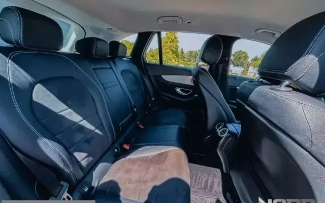 MERCEDES-BENZ GLC 350 e 4Matic 7G-TRONIC AMG Line