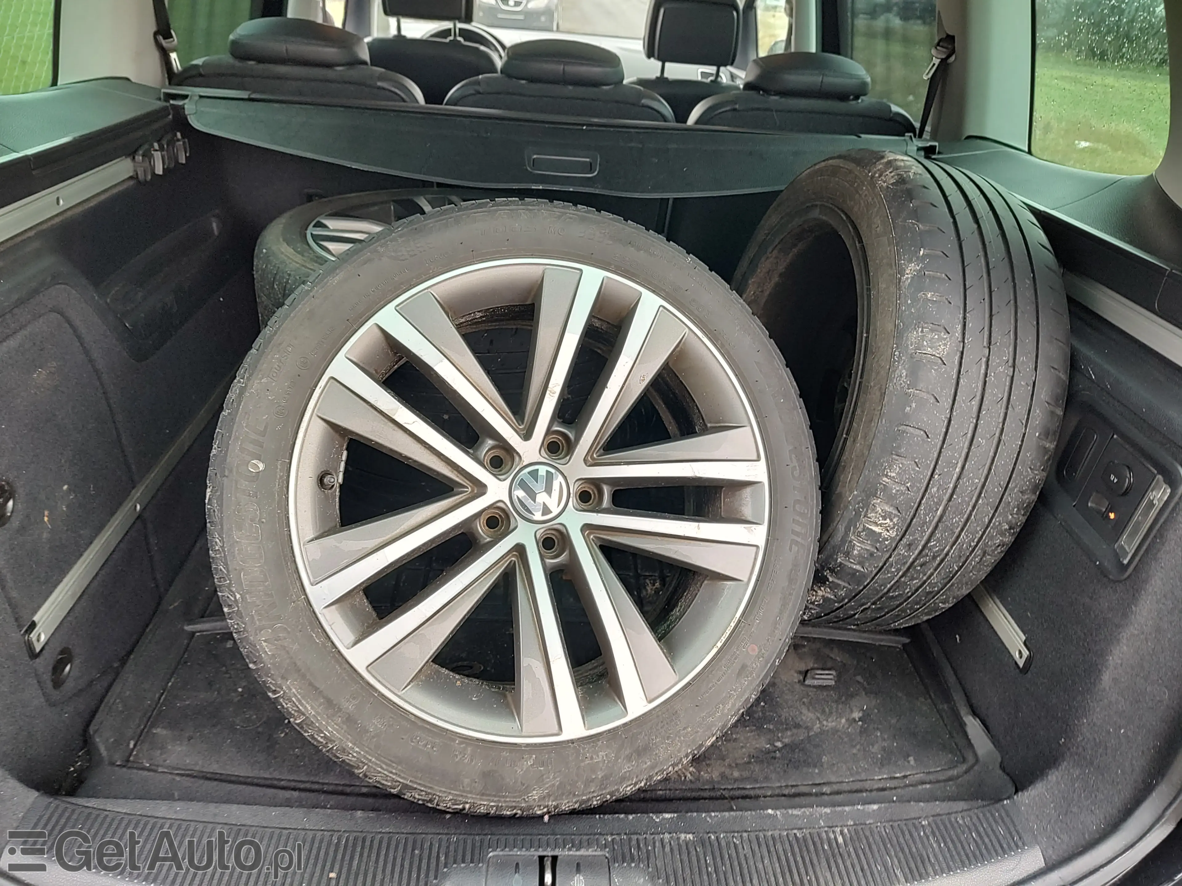 VOLKSWAGEN Sharan Highline DSG