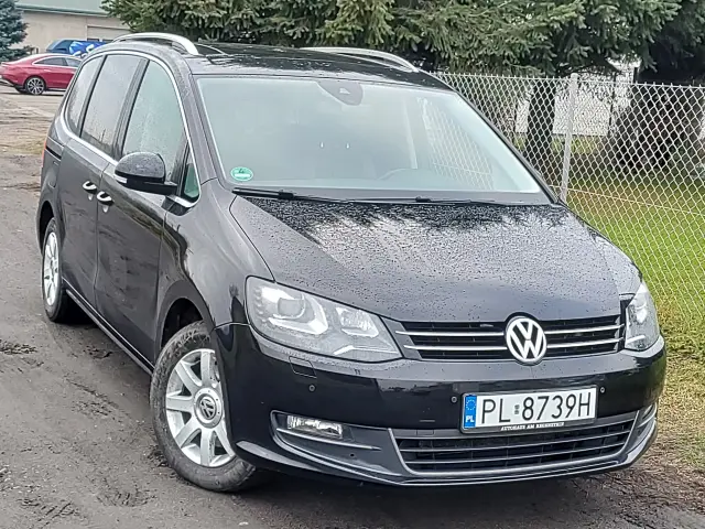 VOLKSWAGEN Sharan Highline DSG