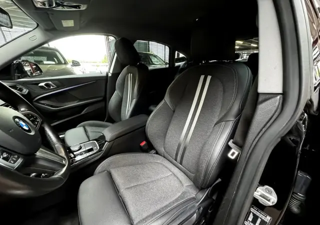 BMW Seria 2 218i M Sport