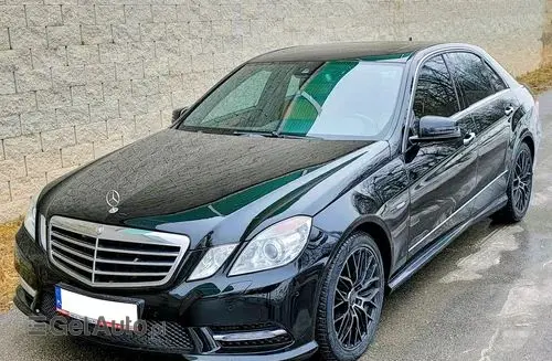 MERCEDES-BENZ Klasa E 