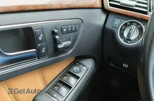 MERCEDES-BENZ Klasa E 