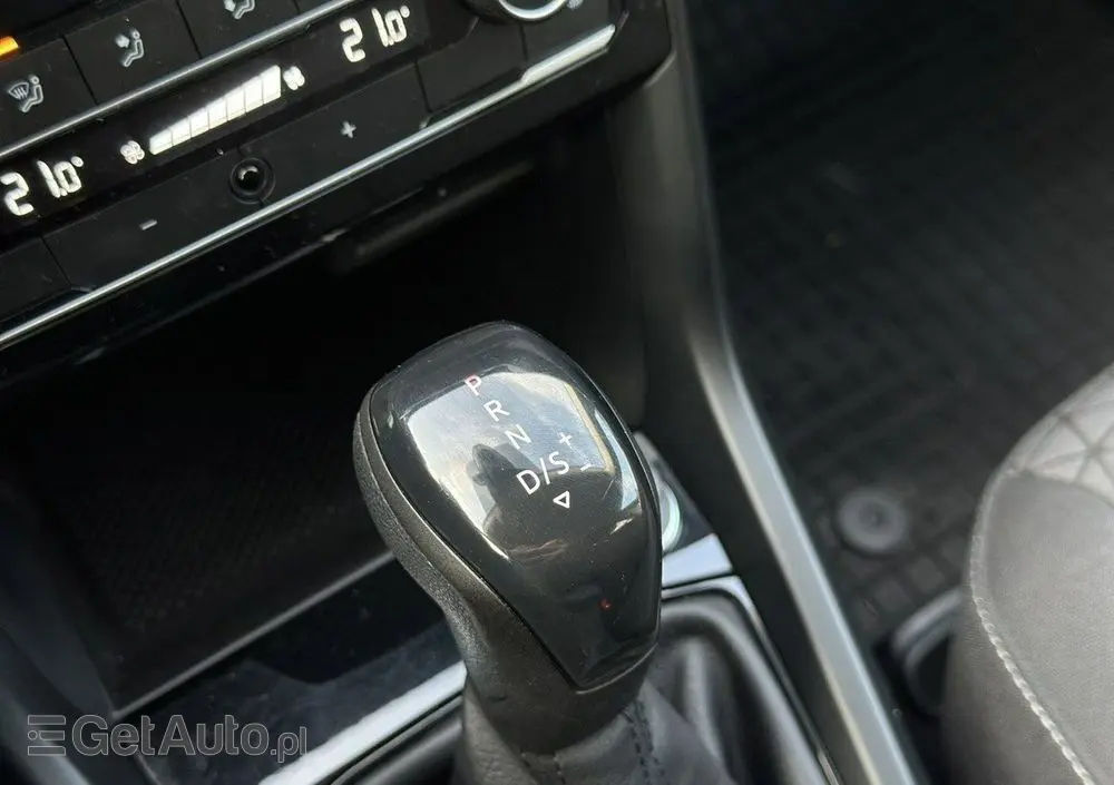 VOLKSWAGEN T-Cross 1.0 TSI Life DSG