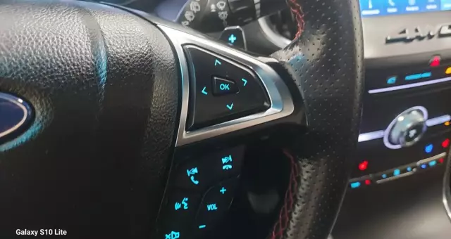 FORD Edge 2.0 EcoBlue Twin-Turbo 4WD ST-Line