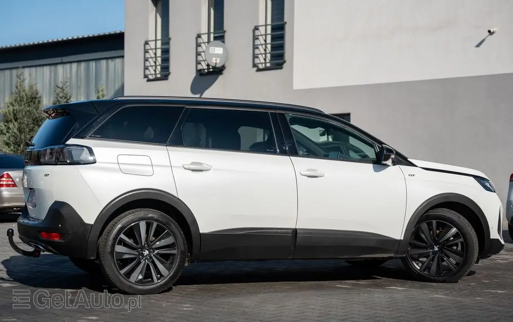 PEUGEOT 5008 BlueHDi 180 EAT8 GT Pack