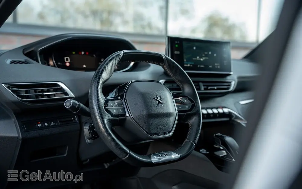PEUGEOT 5008 BlueHDi 180 EAT8 GT Pack