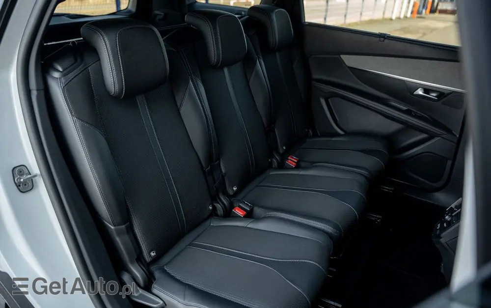 PEUGEOT 5008 BlueHDi 180 EAT8 GT Pack