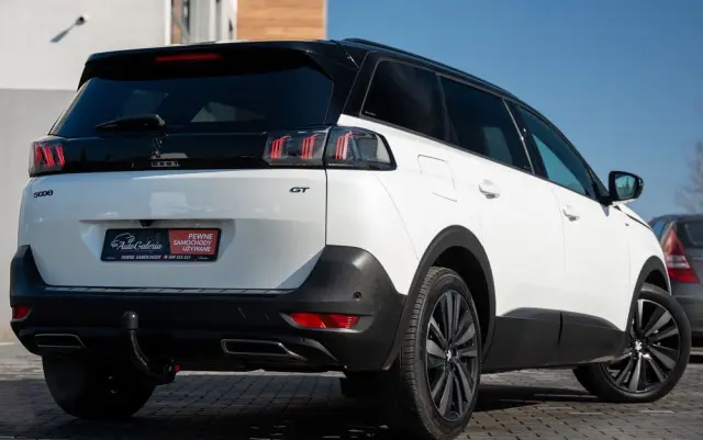 PEUGEOT 5008 BlueHDi 180 EAT8 GT Pack